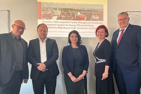 Prof. Dr.-Ing. Krämer, Prof. Dr.-Ing. Auhl, Dr.-Ing. Besenyöi, Prof. Dr.-Ing. Riediger und Prof. Dr. rer. nat. Behrendt (v. li. n. re.) ©HTW Berlin